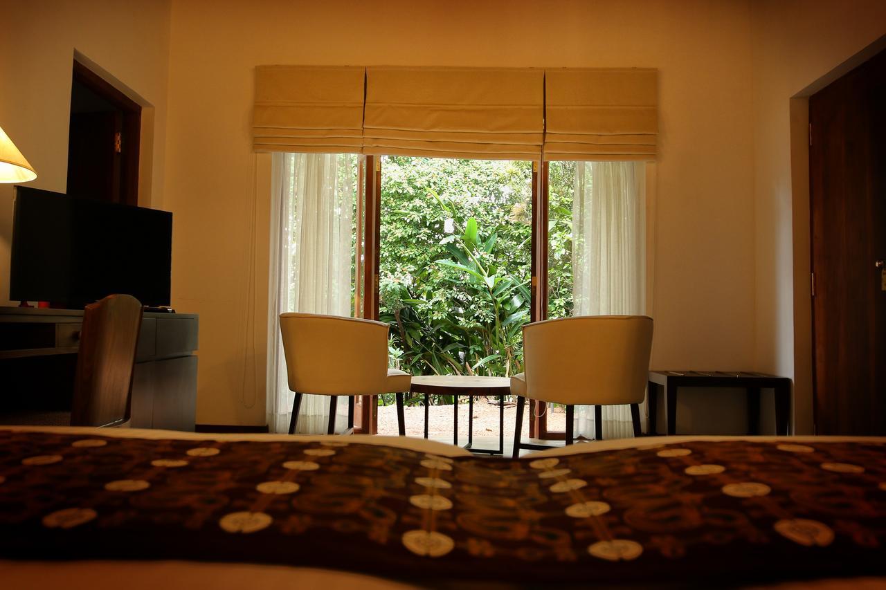 Kings Pavilion Luxury Hotel Канді Екстер'єр фото