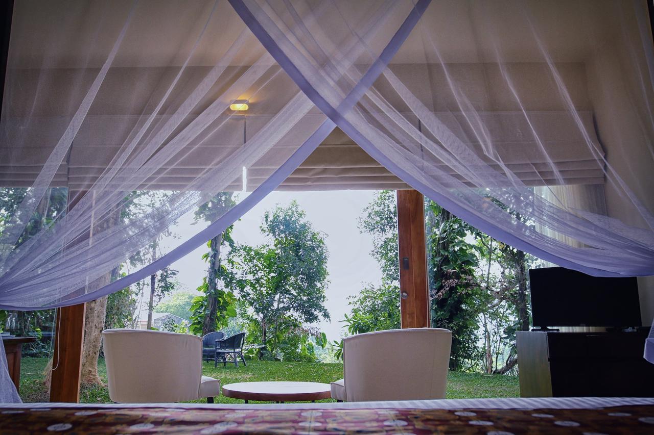 Kings Pavilion Luxury Hotel Канді Екстер'єр фото