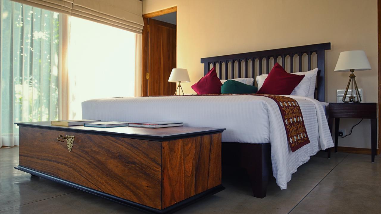 Kings Pavilion Luxury Hotel Канді Екстер'єр фото